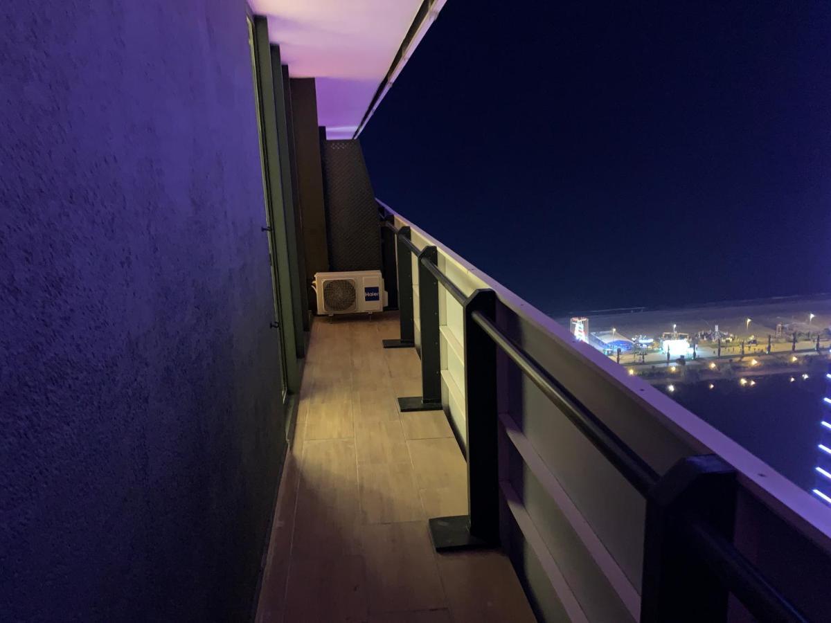 Vip Aparthotel Orbi City Sea View Μπατούμι Εξωτερικό φωτογραφία